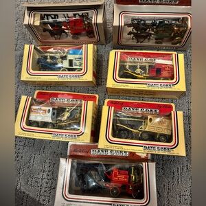Vintage Die-Cast Toy Set - Assorted Colors